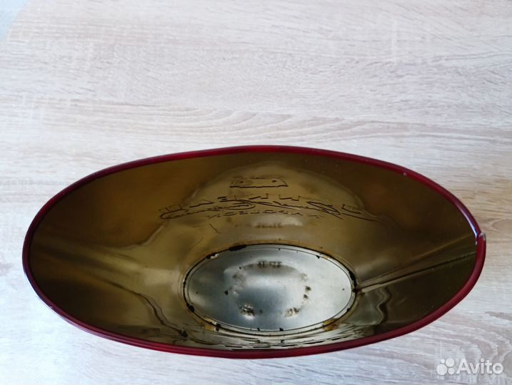 Жестяной тубус от коньяка 