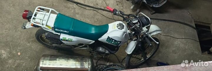 Suzuki Djebel 125