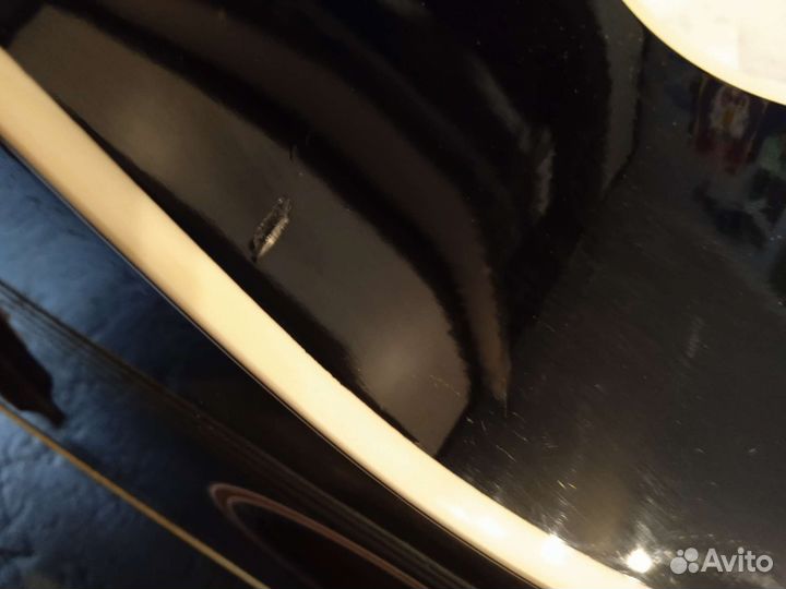 Акустическая гитара