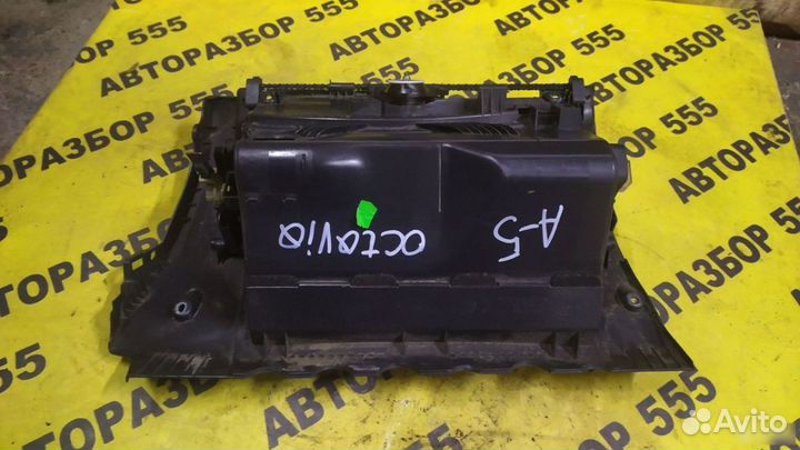 Skoda Octavia A5 Бардачок