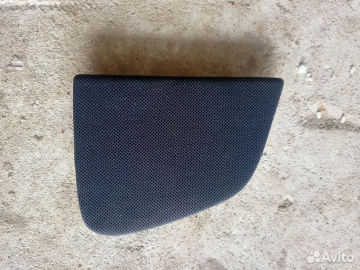 Накладка задней полки з. левая Mercedes-Benz w220