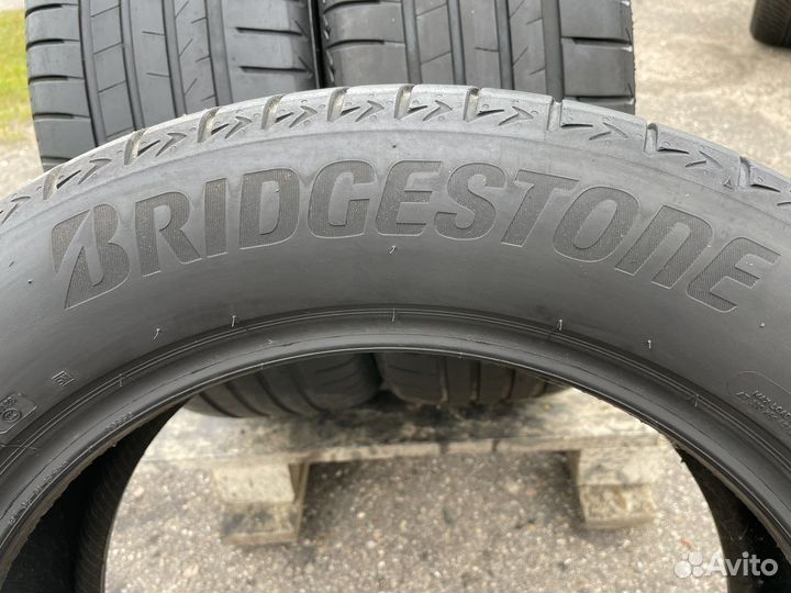 Bridgestone Alenza 001 235/55 R18