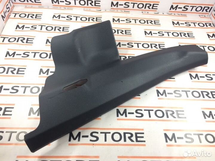 Обшивка стойки левая Audi Q7 4LB BAR 2007