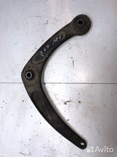 Рычаг подвески нижний передний левый Peugeot 307
