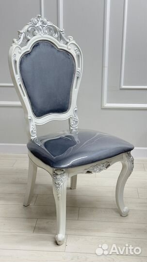 Стол и стулья комплект