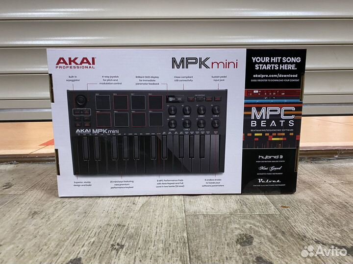 Midi-клавиатура Akai MPK Mini MK3 (черная)