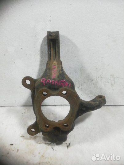 Кулак поворотный передний левый Nissan Qashqai 1