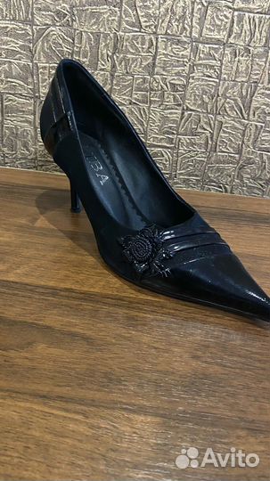 Женская обувь