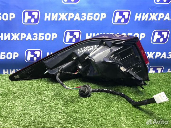 Фонарь наружный задний правый Lexus Rx350
