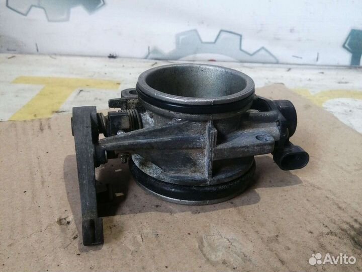 Дроссельная заслонка Renault logan, 1.6, K4M690