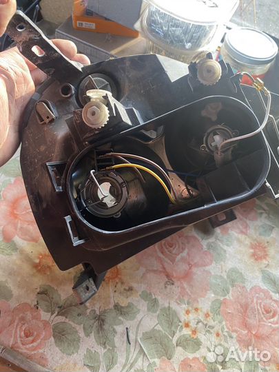 Фара левая priora