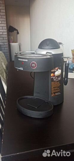 Кофеварка Редмонд RCM 1502