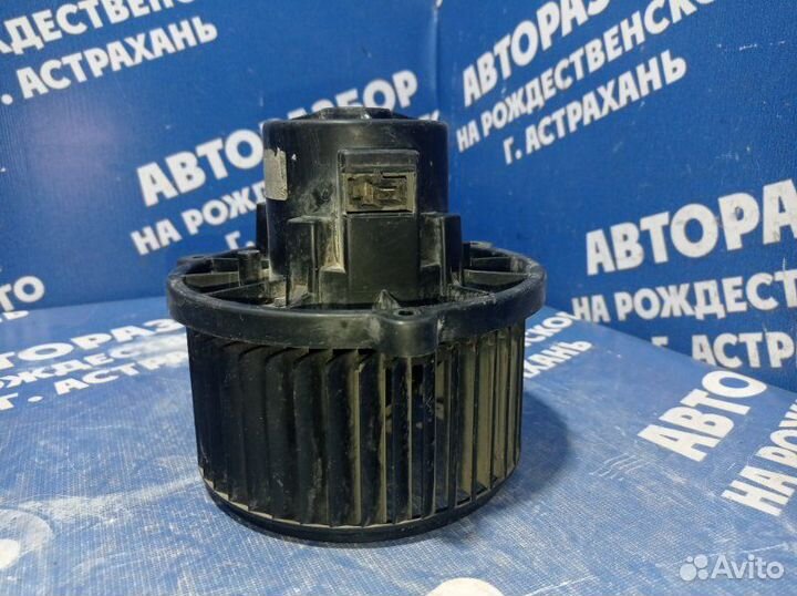 Моторчик печки Kia Cerato 1 седан G4FC 2006