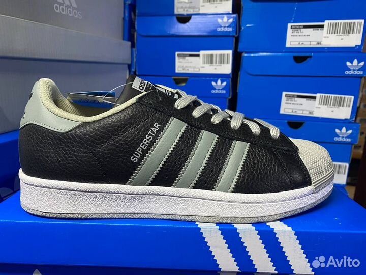 Кроссовки Adidas superstar