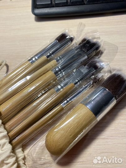 Кисти для макияжа