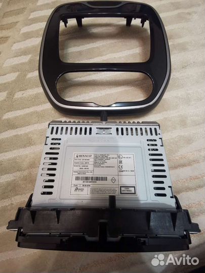 Магнитола Renault 281159146R