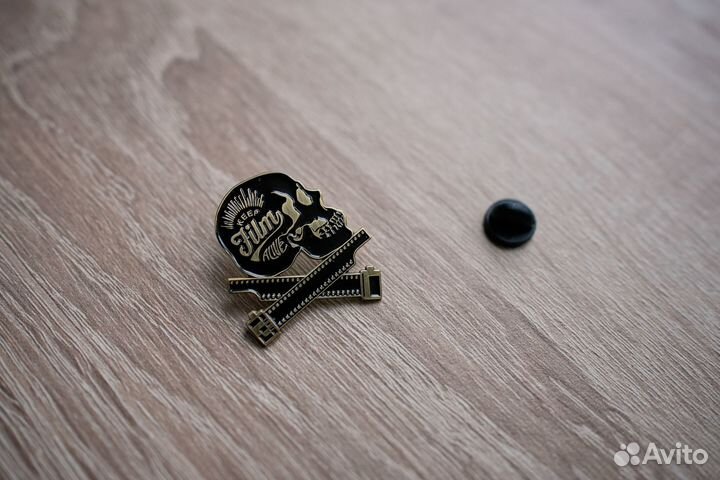 Значек Pin - Keep Film Alive