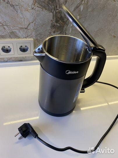 Чайник midea новый