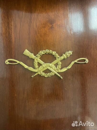 Антикварное зеркало с консолью Ампир