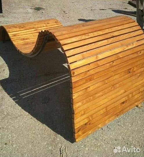 Лежак парковый, шезлонг
