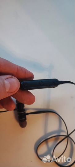 Bluetooth гарнитура