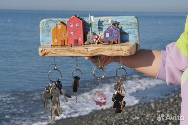 Ключница деревянная дрифтвуд 