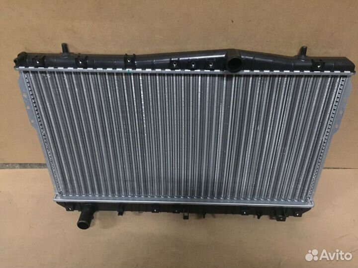 Радиатор охлаждения chevrolet lacetti