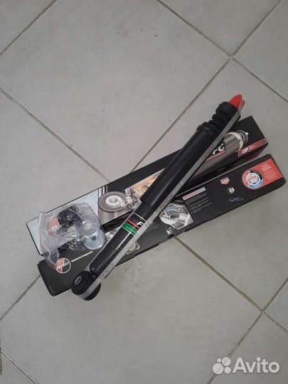 Задний амортизатор рено логан