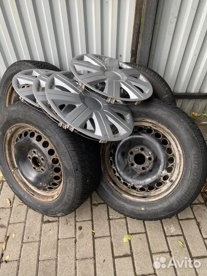 Roadmarch Winter XPro 888 215/60 R16