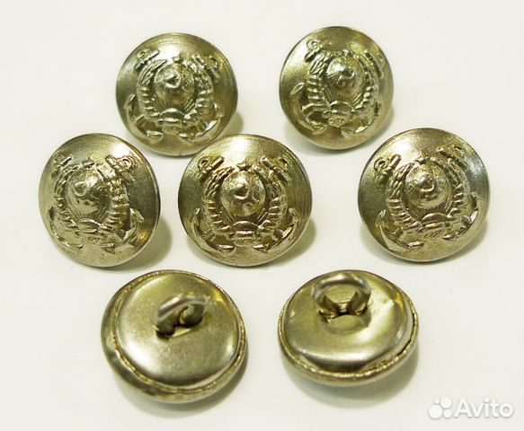 военные пуговицы с львом. старинные серебряные пуговицы. военная пуговица чехословакия. старинные пуговицы. пуговицы серебристые.
