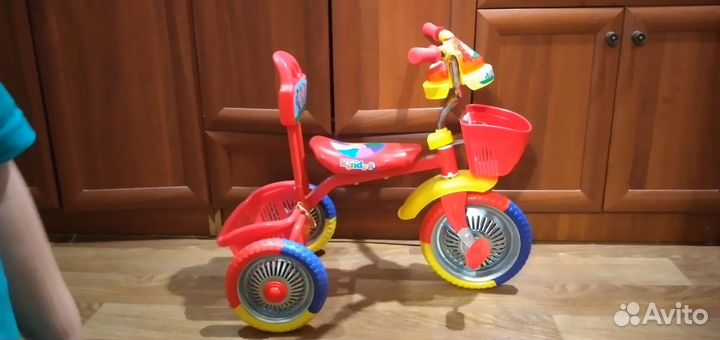 Трехколесный велосипед с музыкой,сирена.велоKinder
