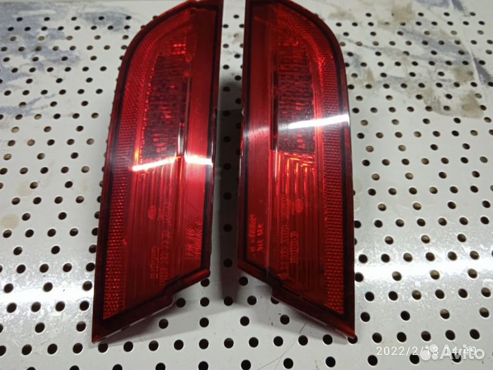 Фонарь задний внутренний левый для Jaguar XF