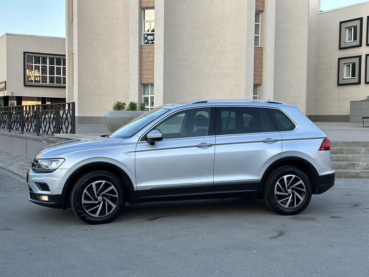 Volkswagen Tiguan: фото владельца