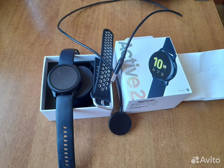Смарт часы samsung galaxy watch active 2