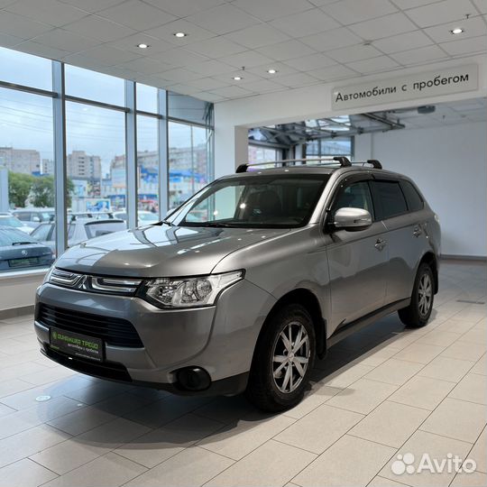 Mitsubishi Outlander 2.0 CVT, 2013, 120 300 км