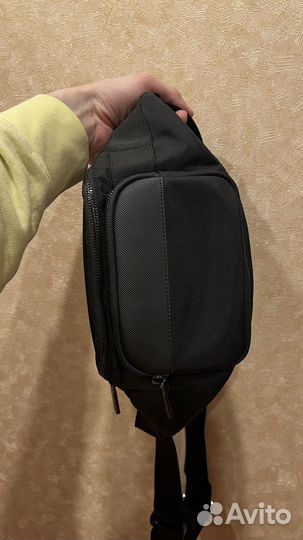 Сумка Lacoste через плечо