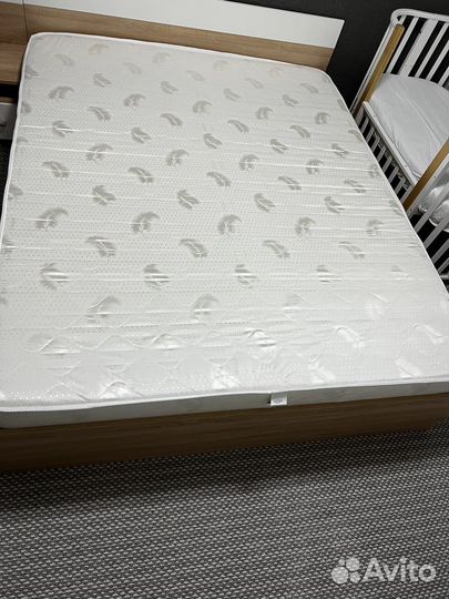 Матрас 160х200