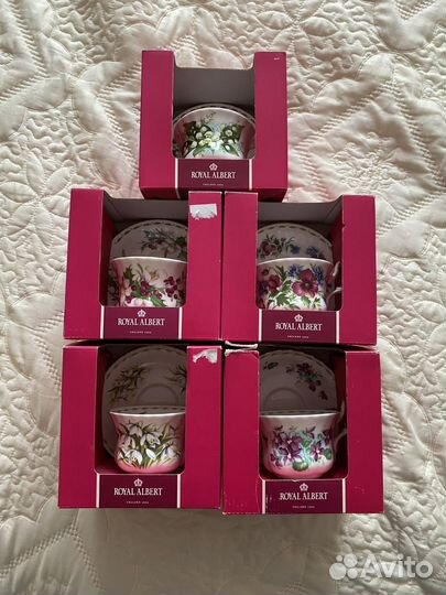 Чашка Royal Albert Flower of the Month