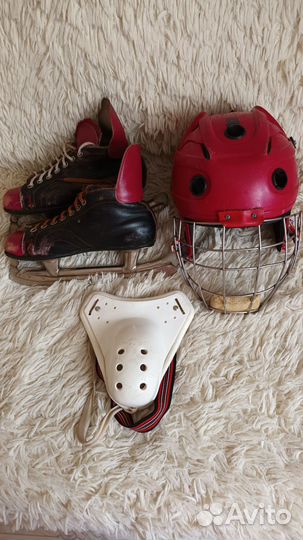 Коньки, шлем вратаря,защита от паха подростковый