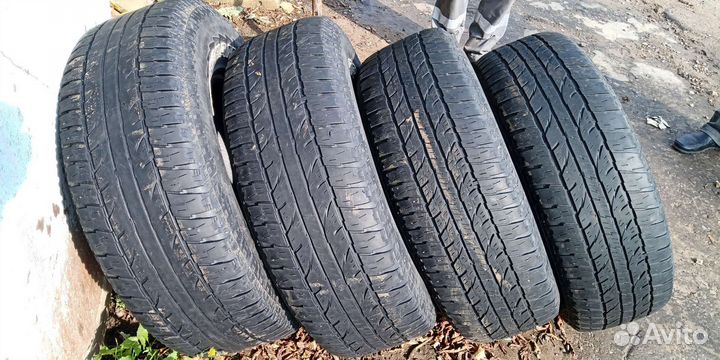 Yokohama Geolandar A/T G015 265/75 R16 114T