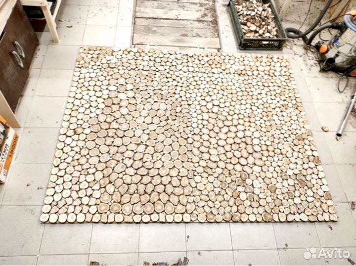 Панно из можжевельника