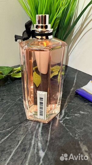 Gucci Flora Gorgeous Gardenia 98мл витринные