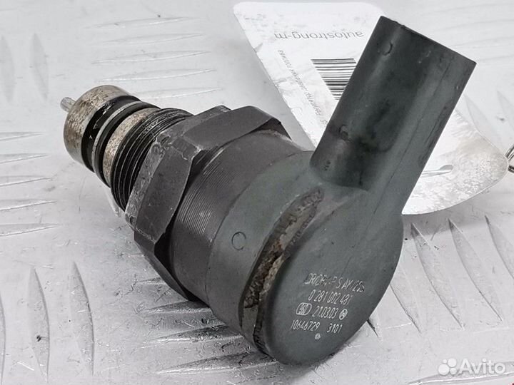 Регулятор давления топлива BMW 5 E60/E61 2003