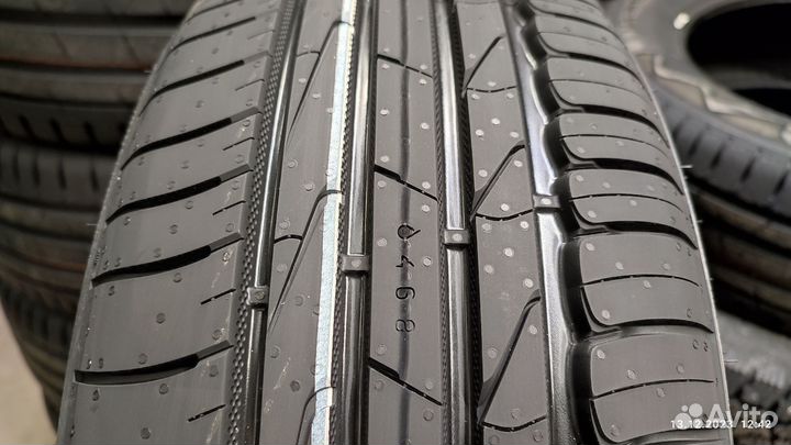 Nokian Tyres Hakka Blue 3 225/50 R17 98W