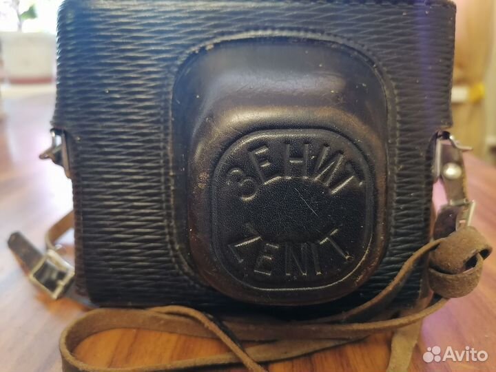 Фотоаппарат Зенит-Е с объективами Индустар