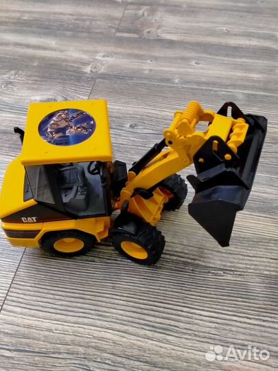 Погрузчик Bruder