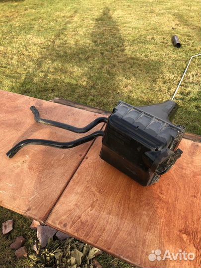 Корпус воздушного фильтра Audi 100 C3. Ауди 100с3