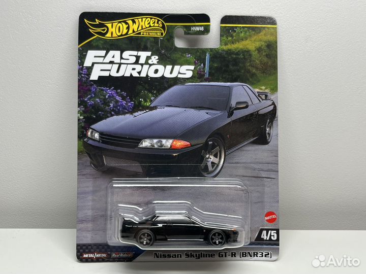 Hot wheels premium nissan skyline gt-r
