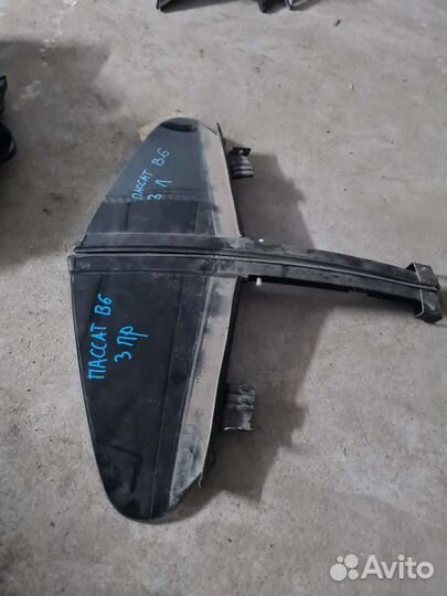 Форточка задняя на Volkswagen Passat CC B6