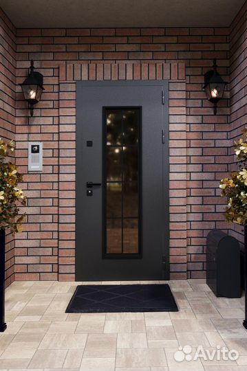 Дверь входная Бристоль с ковкой